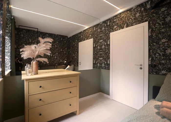 In Historic Heart Of Apartment Wroclaw