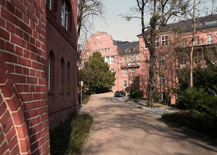 Daire In Historic Heart Of